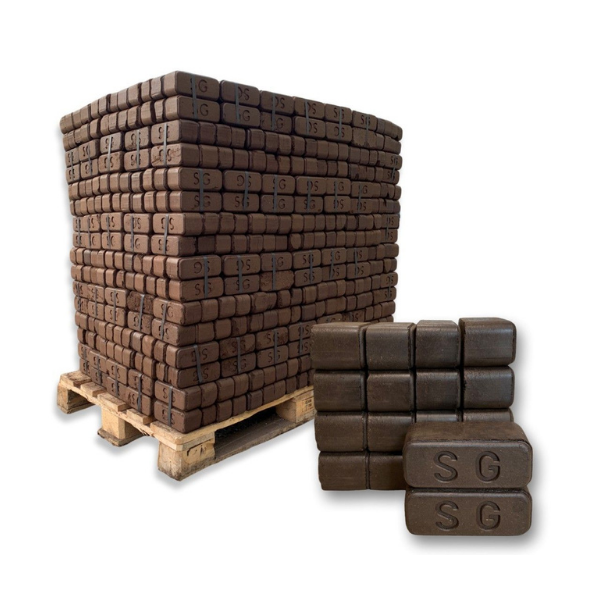 Premium Torfbriketts aus Deutschland – 960 kg Palette Heizbriketts für Kamin & Ofen