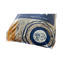 Laden Sie das Bild in den Galerie-Viewer, ENplus A1 Holzpellets – 1050 kg Palette (70 x 15 kg) Premium Holzpellets für Pelletheizung &amp; Pelletöfen